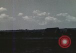 Standbild US Army Biwak in Italien während Zweiten Weltkrieg Maragliana Italien, 1944, aus Sekunde 32 historischem Filmmaterial Videoclip 65675058909