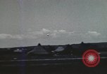 Standbild US Army Biwak in Italien während Zweiten Weltkrieg Maragliana Italien, 1944, aus Sekunde 44 historischem Filmmaterial Videoclip 65675058909