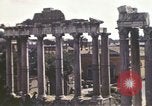 Standbild Ruinen des Forum Romanum Rom Italien, 1944, aus Sekunde 11 historischem Filmmaterial Videoclip 65675058910