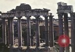 Standbild Ruinen des Forum Romanum Rom Italien, 1944, aus Sekunde 15 historischem Filmmaterial Videoclip 65675058910