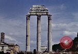 Standbild Ruinen des Forum Romanum Rom Italien, 1944, aus Sekunde 28 historischem Filmmaterial Videoclip 65675058910