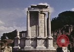 Standbild Ruinen des Forum Romanum Rom Italien, 1944, aus Sekunde 31 historischem Filmmaterial Videoclip 65675058910