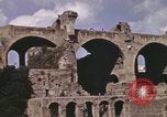 Standbild Ruinen des Forum Romanum Rom Italien, 1944, aus Sekunde 50 historischem Filmmaterial Videoclip 65675058910
