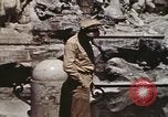 Standbild American Army Air Forces officers in Rom während Zweiten Weltkrieg Rom Italien, 1944, aus Sekunde 22 historischem Filmmaterial Videoclip 65675058911