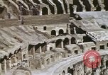 Standbild American Army Air Forces officers in Rom während Zweiten Weltkrieg Rom Italien, 1944, aus Sekunde 47 historischem Filmmaterial Videoclip 65675058911
