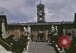 Standbild Palazzo Venezia und Piazza Venezia Rom Italien, 1944, aus Sekunde 28 historischem Filmmaterial Videoclip 65675058912