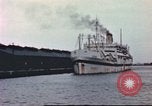 Standbild amerikanische Soldaten Hawaii USA, 1945, aus Sekunde 6 historischem Filmmaterial Videoclip 65675058916
