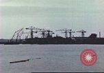 Standbild amerikanische Soldaten Hawaii USA, 1945, aus Sekunde 28 historischem Filmmaterial Videoclip 65675058916