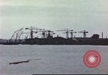 Standbild amerikanische Soldaten Hawaii USA, 1945, aus Sekunde 30 historischem Filmmaterial Videoclip 65675058916