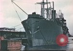 Standbild amerikanische Soldaten Hawaii USA, 1945, aus Sekunde 56 historischem Filmmaterial Videoclip 65675058916