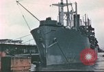 Standbild amerikanische Soldaten Hawaii USA, 1945, aus Sekunde 58 historischem Filmmaterial Videoclip 65675058916