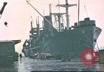 Standbild Liberty Schiffe Hawaii USA, 1945, aus Sekunde 4 historischem Filmmaterial Videoclip 65675058917