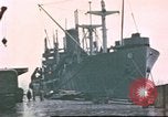 Standbild Liberty Schiffe Hawaii USA, 1945, aus Sekunde 12 historischem Filmmaterial Videoclip 65675058917