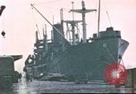 Standbild Liberty Schiffe Hawaii USA, 1945, aus Sekunde 15 historischem Filmmaterial Videoclip 65675058917