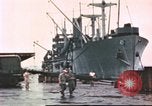 Standbild Liberty Schiffe Hawaii USA, 1945, aus Sekunde 35 historischem Filmmaterial Videoclip 65675058917
