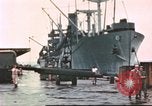 Standbild Liberty Schiffe Hawaii USA, 1945, aus Sekunde 43 historischem Filmmaterial Videoclip 65675058917