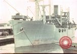 Standbild Liberty Schiffe Hawaii USA, 1945, aus Sekunde 62 historischem Filmmaterial Videoclip 65675058917