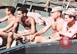 Standbild amerikanische Soldaten Pazifik, 1945, aus Sekunde 33 historischem Filmmaterial Videoclip 65675058919