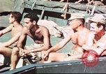 Standbild amerikanische Soldaten Pazifik, 1945, aus Sekunde 40 historischem Filmmaterial Videoclip 65675058919