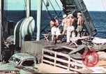Standbild amerikanische Soldaten Pazifik, 1945, aus Sekunde 21 historischem Filmmaterial Videoclip 65675058920