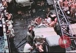 Immagine di Soldati americani Oceano Pacifico, 1945, secondo 51 filmato di repertorio 65675058921