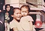 Immagine di Civili filippini Manila Filippine, 1945, secondo 16 filmato di repertorio 65675058931
