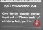 Standbild Mädchen tanzen um Maibäume San Francisco California USA, 1930, aus Sekunde 7 historischem Filmmaterial Videoclip 65675058941