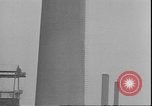 Standbild Schornstein fällt Wyandotte Michigan USA, 1930, aus Sekunde 13 historischem Filmmaterial Videoclip 65675058942