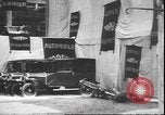 Standbild Stunts auf Fahrräder Berlin Deutschland, 1930, aus Sekunde 44 historischem Filmmaterial Videoclip 65675058945