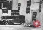 Standbild Stunts auf Fahrräder Berlin Deutschland, 1930, aus Sekunde 47 historischem Filmmaterial Videoclip 65675058945