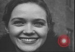 Standbild America's Sweetest Girl New York City USA, 1931, aus Sekunde 14 historischem Filmmaterial Videoclip 65675058952