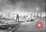 Standbild Studenten clash Liverpool England, 1931, aus Sekunde 31 historischem Filmmaterial Videoclip 65675058955