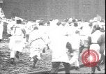 Standbild Studenten clash Liverpool England, 1931, aus Sekunde 59 historischem Filmmaterial Videoclip 65675058955