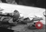 Standbild größte Erdbeere Gebäck Lebanon Oregon USA, 1935, aus Sekunde 14 historischem Filmmaterial Videoclip 65675058967