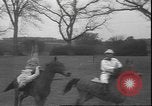 Standbild Carlton College Girls Northfield Minnesota USA, 1935, aus Sekunde 18 historischem Filmmaterial Videoclip 65675058972