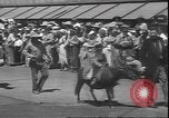 Standbild Parade Auburn California USA, 1935, aus Sekunde 62 historischem Filmmaterial Videoclip 65675058973