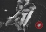 Immagine di Visualizzazione di modelli Los Angeles California USA, 1937, secondo 32 filmato di repertorio 65675058988