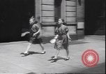Image paddle ball game New York City USA, 1937, de la seconde 31 séquences d'archives historiques vidéo 65675058995
