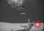 Immagine di Wrestling subacqueo Palm Springs California USA, 1939, secondo 26 filmato di repertorio 65675059010