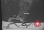 Immagine di Wrestling subacqueo Palm Springs California USA, 1939, secondo 28 filmato di repertorio 65675059010