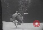 Immagine di Wrestling subacqueo Palm Springs California USA, 1939, secondo 29 filmato di repertorio 65675059010
