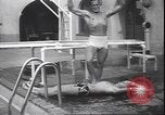 Immagine di Wrestling subacqueo Palm Springs California USA, 1939, secondo 56 filmato di repertorio 65675059010