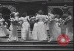 Standbild Abschlussfeier Philadelphia Pennsylvania USA, 1940, aus Sekunde 8 historischem Filmmaterial Videoclip 65675059022