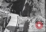Standbild italienische Truppen Griechenland, 1940, aus Sekunde 23 historischem Filmmaterial Videoclip 65675059023