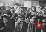 Standbild italienische Truppen Griechenland, 1940, aus Sekunde 36 historischem Filmmaterial Videoclip 65675059023
