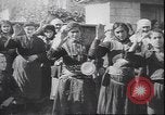 Standbild italienische Truppen Griechenland, 1940, aus Sekunde 37 historischem Filmmaterial Videoclip 65675059023