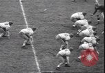 Standbild Football Game Evanston Illinois USA, 1940, aus Sekunde 19 historischem Filmmaterial Videoclip 65675059026