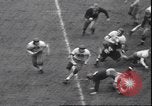 Standbild Football Game Evanston Illinois USA, 1940, aus Sekunde 22 historischem Filmmaterial Videoclip 65675059026