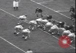 Standbild Football Game Evanston Illinois USA, 1940, aus Sekunde 36 historischem Filmmaterial Videoclip 65675059026