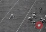 Standbild Football Game Evanston Illinois USA, 1940, aus Sekunde 44 historischem Filmmaterial Videoclip 65675059026